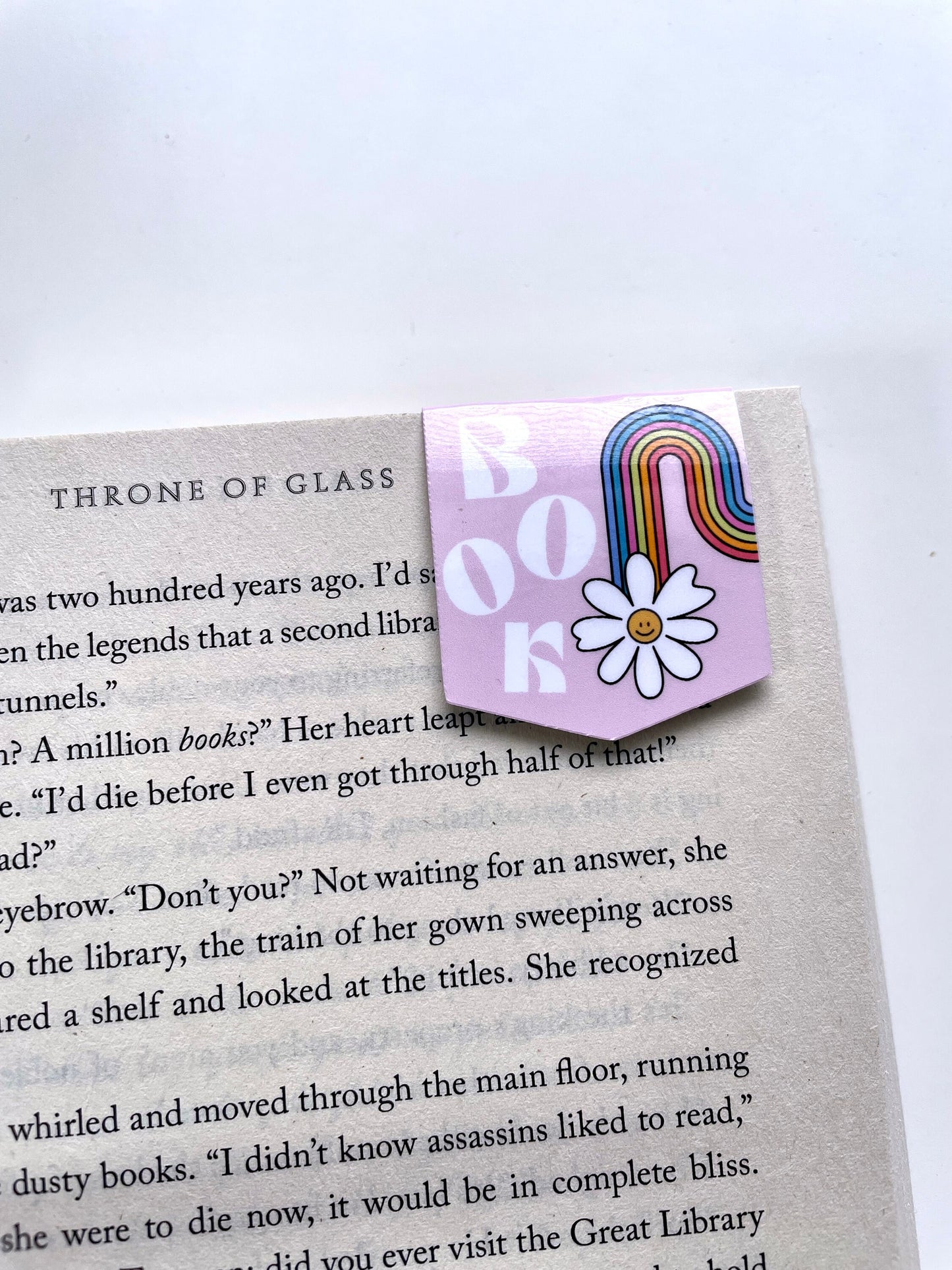 Book Bestie Rainbow Daisy Magnetic Bookmark Set