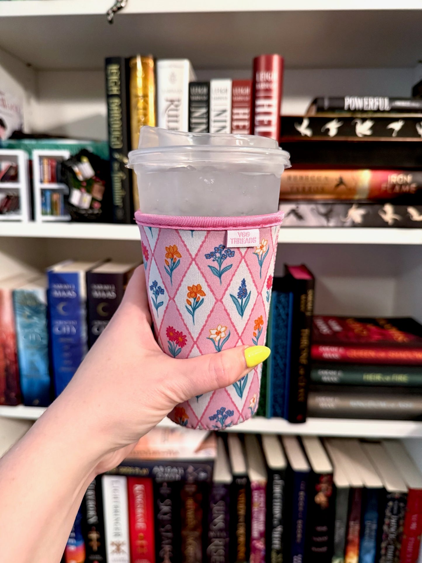 Wildflower Diamond Quilt Drink Sleeve