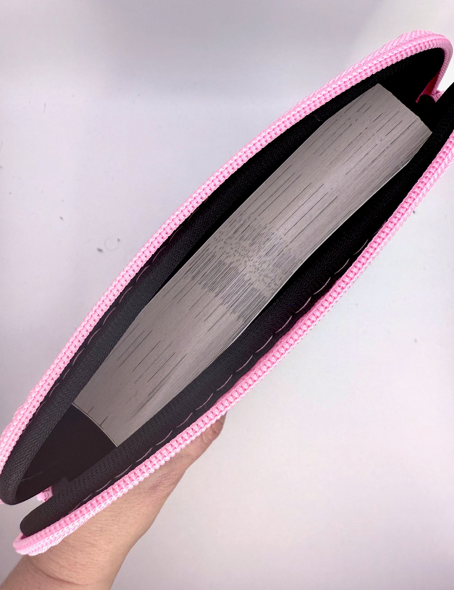 Hot Girls Read Zipper Book and Kindle/E-Reader Sleeve