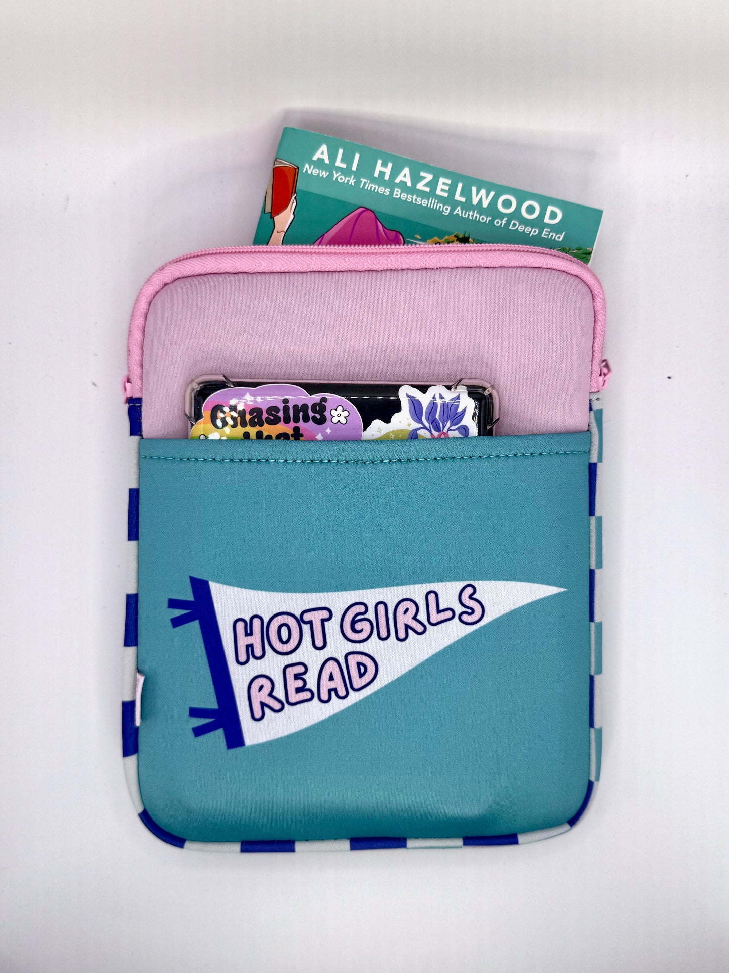 Hot Girls Read Zipper Book and Kindle/E-Reader Sleeve