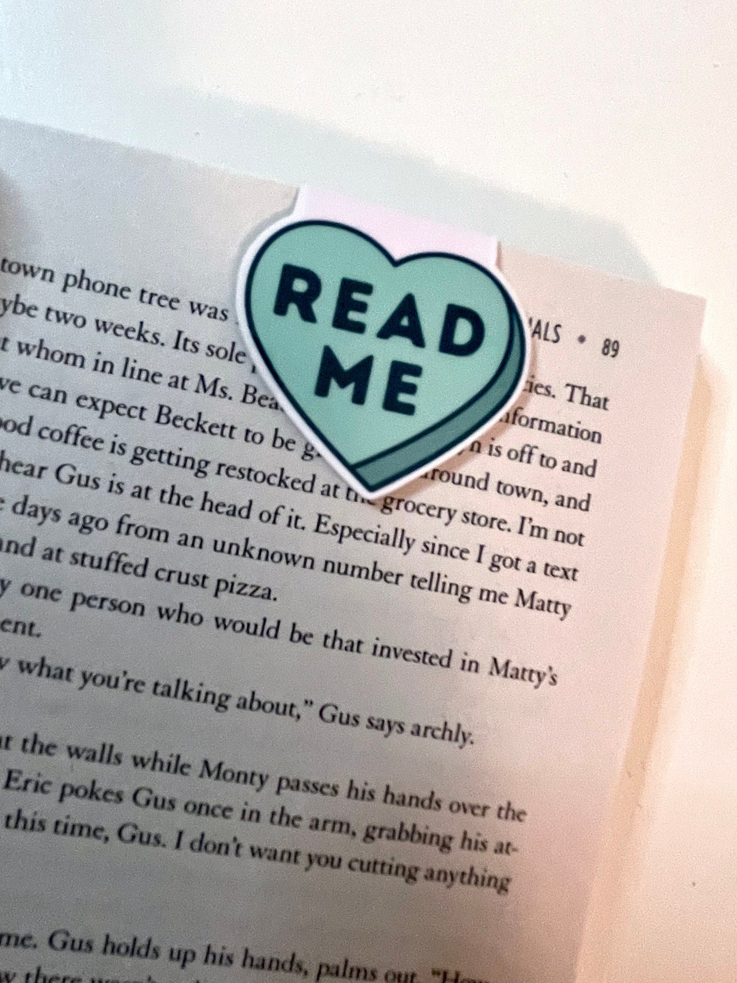 Read Me Candy Heart Magnetic Bookmark