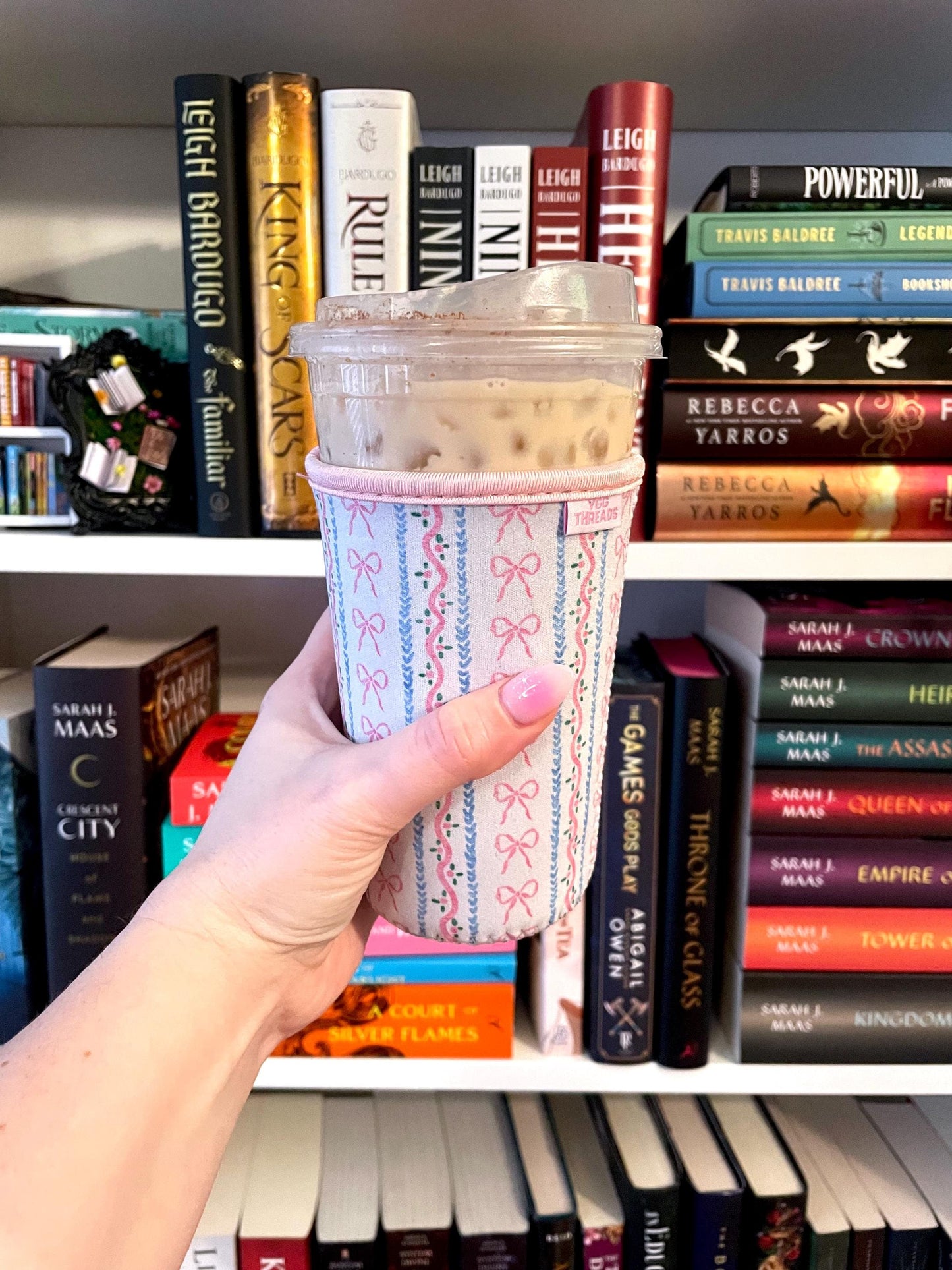 Bow Stripes Drink Sleeve