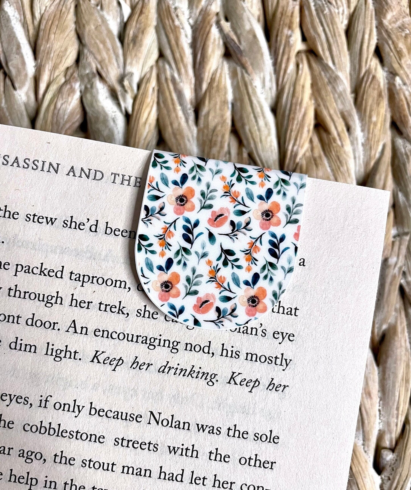 Summer Floral Pattern Magnetic Bookmark