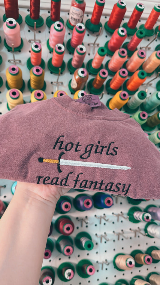 Hot Girls Read Fantasy Tee