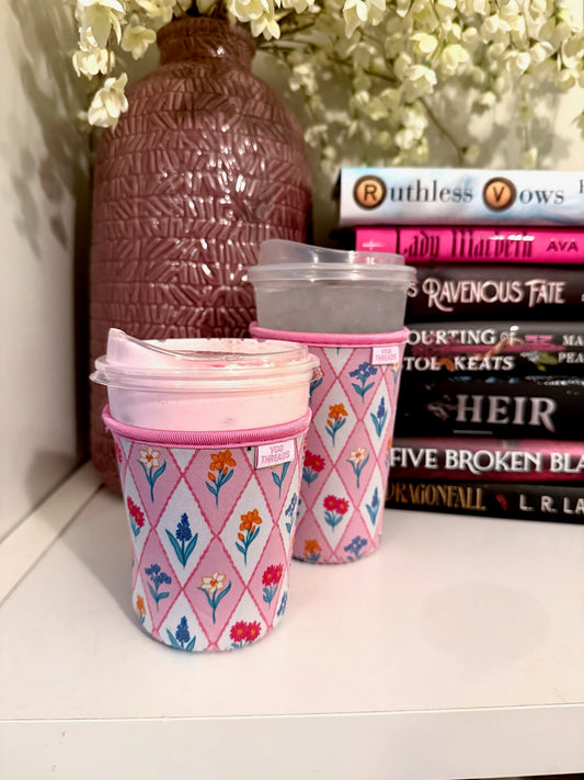 Wildflower Diamond Quilt Drink Sleeve